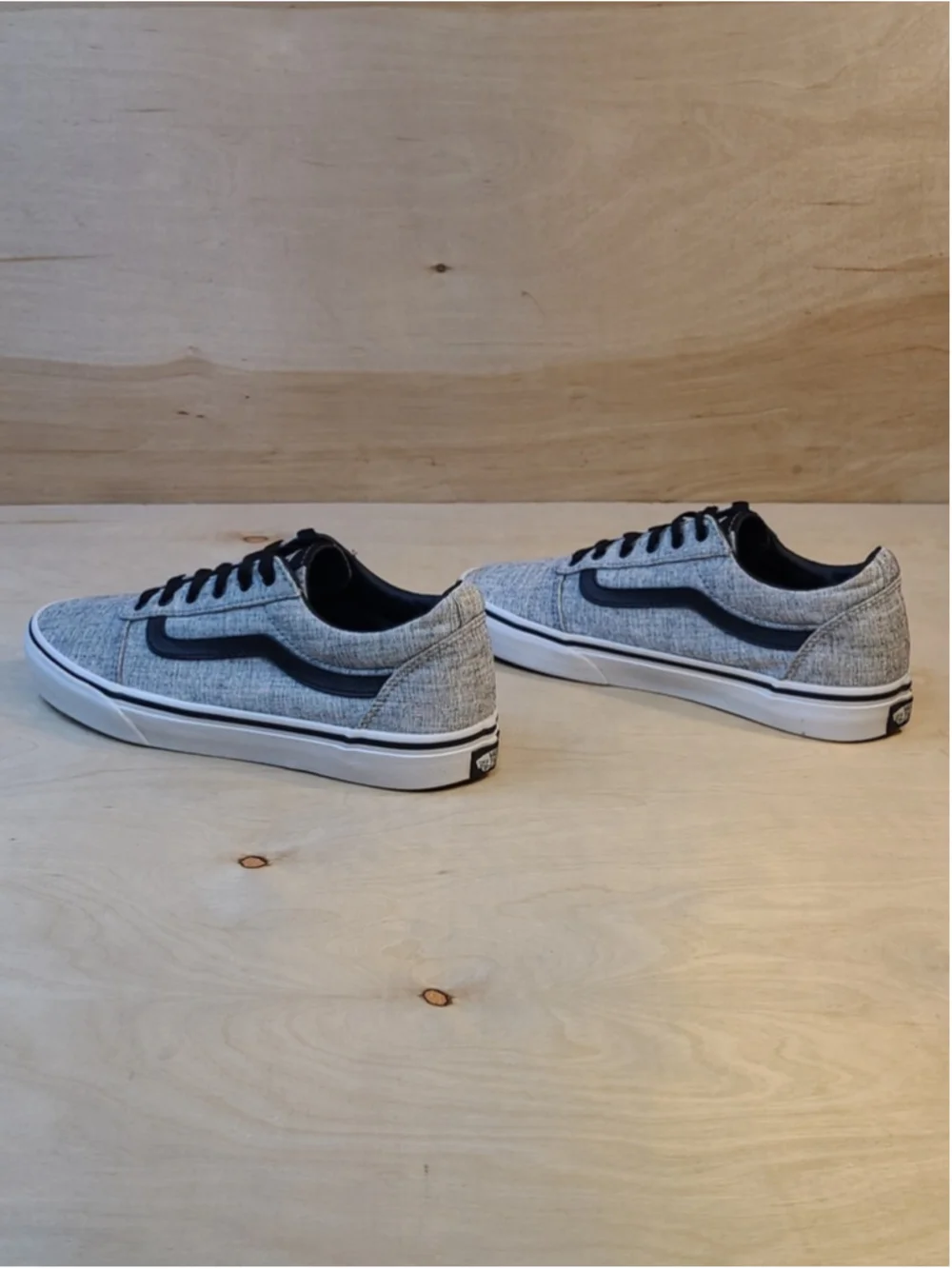 Vans Ward Textile Gray and White Sneakers Size 3.5Y/5 Womens